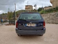 Usata Ford Focus Ambiente 100 CV (73 kW) 2004 Blu Station wagon