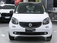 Usata Smart ForFour 71 CV (52 kW) 2016 Bianco Utilitaria