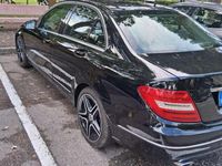 Usata Mercedes 220 Avantgarde 170 CV (125 kW) 2013 Nero Berlina