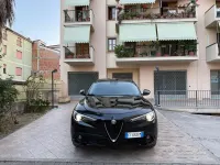 Usata Alfa Romeo Stelvio 209 CV (153 kW) 2019 Nero SUV