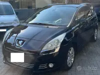 Usata Peugeot 5008 Allure 115 CV (84 kW) 2013 Nero Monovolume