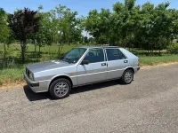Usata Lancia Delta 78 CV (57 kW) 1987 Grigio Utilitaria