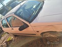 Usata Renault Clio 58 CV (42 kW) 1997 Bianco Utilitaria