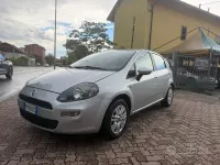 Usata Fiat Punto Lounge 77 CV (56 kW) 2012 Grigio Utilitaria