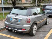 Usata Mini Cooper S 174 CV (127 kW) 2010 Grigio Utilitaria