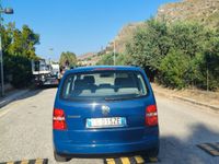 Usata VW Touran 101 CV (74 kW) 2005 Monovolume