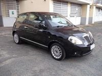 Usata Lancia Ypsilon 69 CV (50 kW) 2012 601/nero masaccio Utilitaria