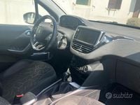 Usata Peugeot 2008 82 CV (60 kW) 2017 Nero SUV