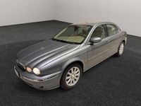 Usata Jaguar X-type Executive 196 CV (144 kW) 2003 Grigio Berlina