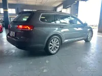 Usata VW Passat Comfortline 150 CV (110 kW) 2016 Grigio Station wagon
