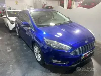 Usata Ford Focus Titanium 117 CV (86 kW) 2015 Blu Berlina