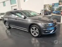 Usata VW Passat Alltrack 190 CV (139 kW) 2017 Grigio Station wagon