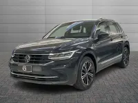 Usata VW Tiguan Life 122 CV (89 kW) 2023 Grigio SUV