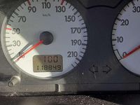 Usata Citroën Saxo 98 CV (72 kW) 2002 Argento Utilitaria