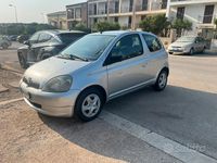 Usata Toyota Yaris 2001