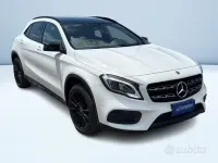 Usata Mercedes GLA200 Edition 136 CV (100 kW) 2018 Bianco pastello SUV