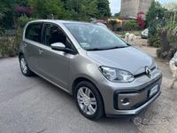 Usata VW up! 90 CV (66 kW) 2017 Grigio Utilitaria