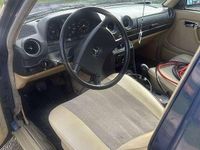 Usata Mercedes E300 87 CV (63 kW) 1982 Blu/azzurro