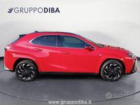 Usata Lexus UX 300h Sport Line 199 CV (146 kW) 2024 Bicolore SUV
