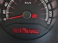 Usata Kia Venga 90 CV (66 kW) 2013 Bianco Utilitaria