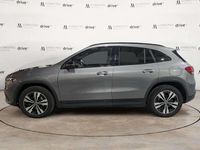 Usata Mercedes GLA200 150 CV (110 kW) 2023 Grigio montagna SUV
