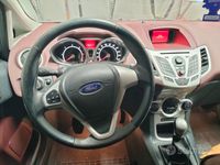 Usata Ford Fiesta Titanium 95 CV (69 kW) 2010 Nero Utilitaria