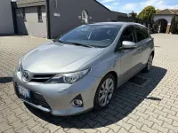 Second-hand Toyota Auris Hybrid Lounge 99 CP (72 kW) 2013 Berlinǎ