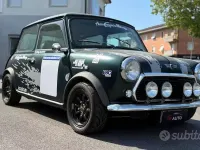 Usata Mini Cooper 61 CV (44 kW) 1991 Verde Utilitaria
