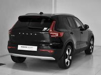 Usata Volvo XC40 Momentum 163 CV (119 kW) 2021 Nero SUV