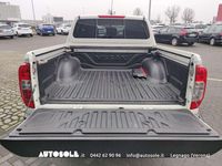 Usata Nissan Navara N-Guard 190 CV (139 kW) 2021 Bianco Pick-up