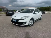 Usata Renault Mégane 110 CV (80 kW) 2012 Bianco Berlina