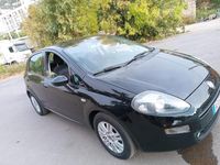 Usata Fiat Punto Young 74 CV (54 kW) 2014 Nero Utilitaria