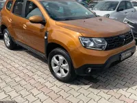 Usata Dacia Duster Lauréate 109 CV (80 kW) 2018 Giallo SUV