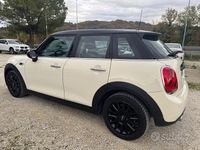 Usata Mini Cooper D 116 CV (85 kW) 2016 Beige Utilitaria