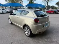 Gebraucht Alfa Romeo MiTo Progression 95 PS (69 kW) 2012 Gelb Kleinwagen