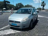 Usata Fiat Grande Punto 77 CV (56 kW) 2007 Grigio Utilitaria