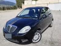 Usata Lancia Ypsilon 75 CV (55 kW) 2007 Nero Utilitaria