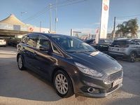 Usata Ford S-MAX Business Edition 180 CV (132 kW) 2017 Grigio Monovolume
