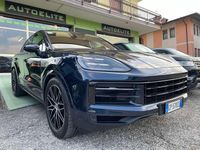 Usata Porsche Cayenne Coupe 470 CV (345 kW) 2023 Blu/azzurro Coupé