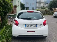 Usata Peugeot 208 Allure 92 CV (67 kW) 2015 Bianco Utilitaria