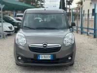 Usata Opel Combo 105 CV (77 kW) 2016 Grigio Monovolume