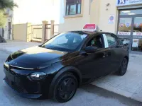 Nuova Lancia Ypsilon 101 CV (74 kW) 2025 Nero Utilitaria
