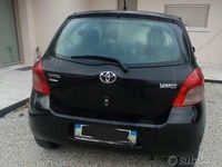 Usata Toyota Yaris 69 CV (50 kW) 2007 Nero Utilitaria