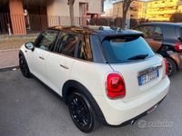 Usata Mini Cooper D Business 116 CV (85 kW) 2015 Bianco Utilitaria