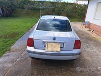 Usata VW Passat 110 CV (80 kW) 1997 Grigio Berlina
