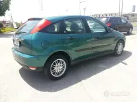 Usata Ford Focus 100 CV (73 kW) 2001 Berlina