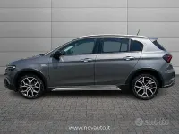 Usata Fiat Tipo Cross 101 CV (74 kW) 2021 Grigio Berlina