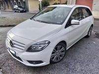 Usata Mercedes B180 Executive 109 CV (80 kW) 2012 Bianco Monovolume