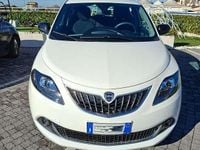 Usata Lancia Ypsilon Gold 69 CV (50 kW) 2023 Bianco Utilitaria