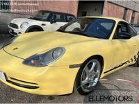 Usata Porsche 911 Carrera 300 CV (220 kW) 1999 Pastel yellow Coupé